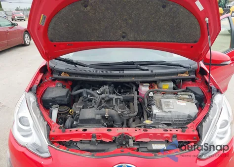 2015 Toyota Prius C Two from USA, damaged, VIN JTDKDTB33F1100540